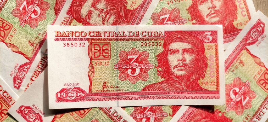 Billete de tres pesos cubanos